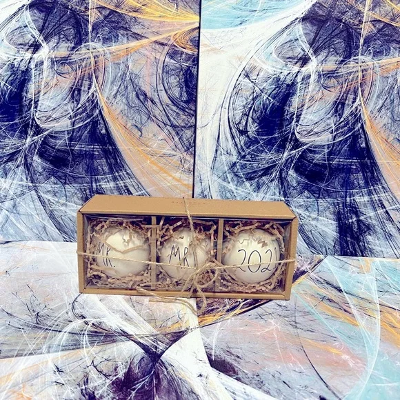 Ceramic ornament Rae Dunn - Picture 1 of 1